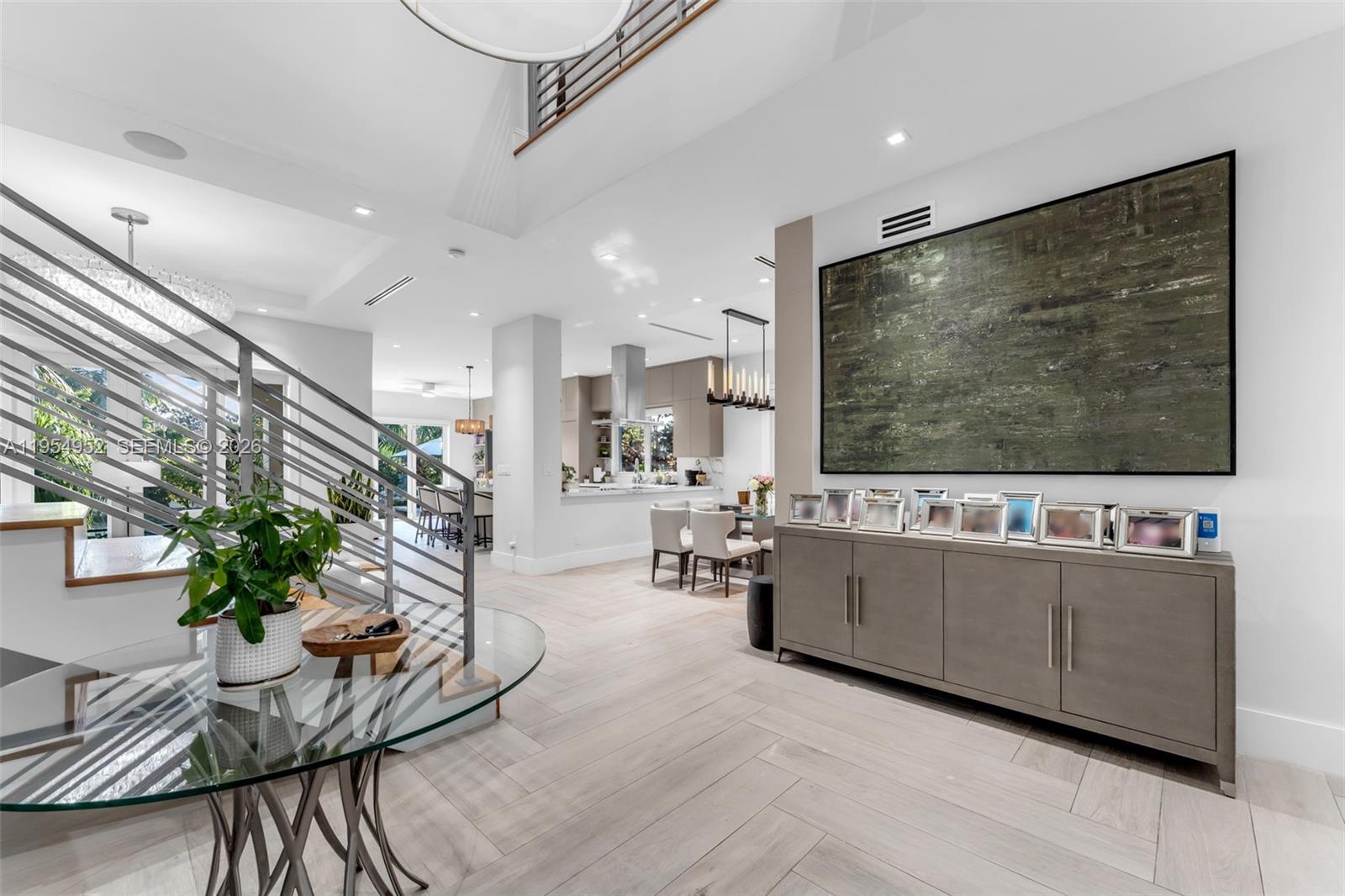 GABLES WATERWAY TOWN - Residential