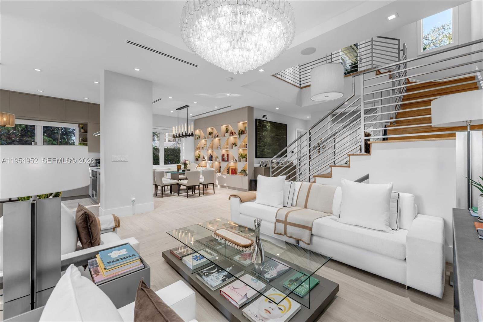 GABLES WATERWAY TOWN - Residential