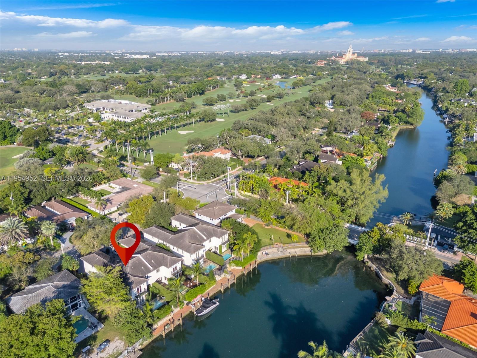 GABLES WATERWAY TOWN - Residential