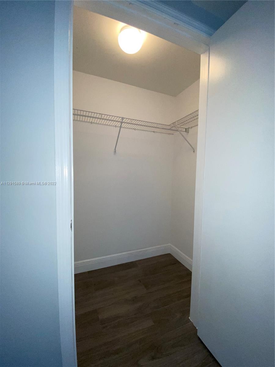 500 BRICKELL EAST CONDO - Residential Lease