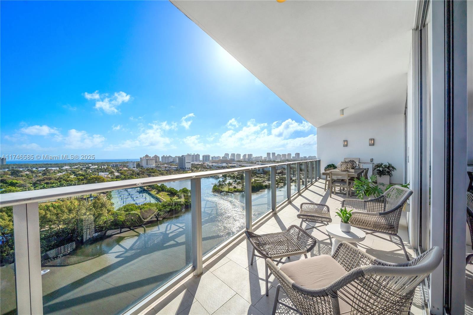 RIVA - Residential