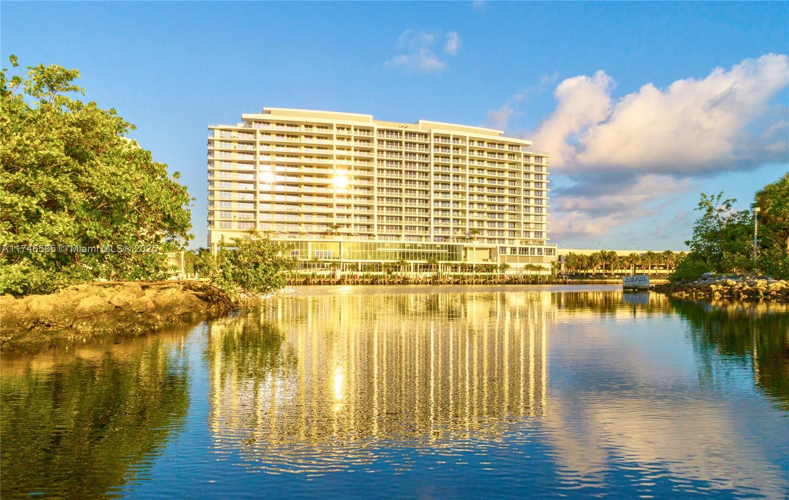 RIVA - Residential