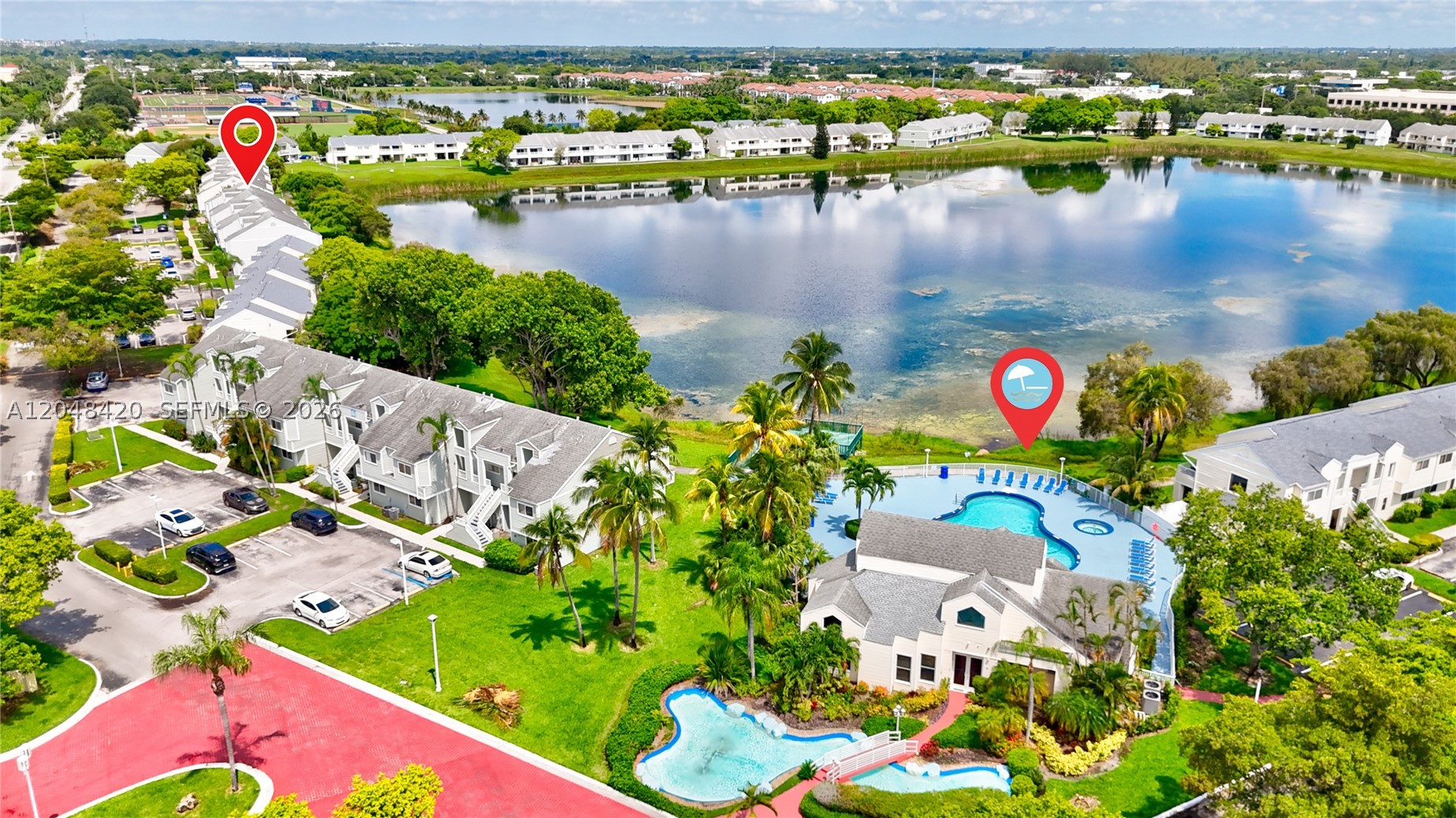 SUMMER LAKE - Residential