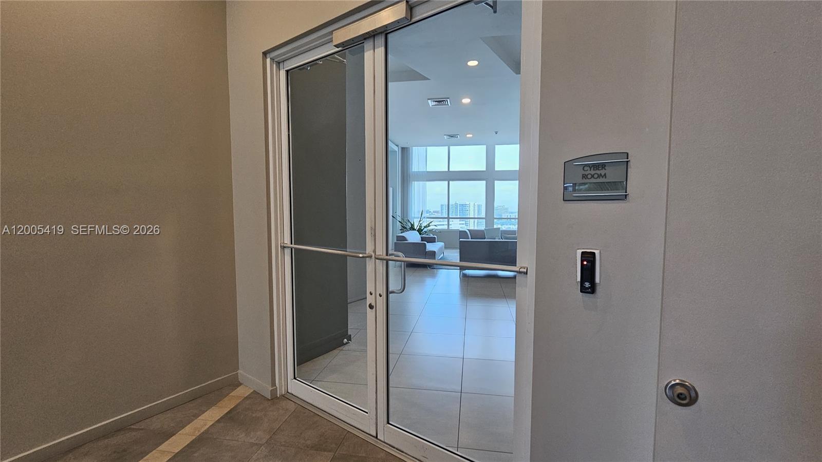 QUANTUM ON THE BAY CONDO - Residential