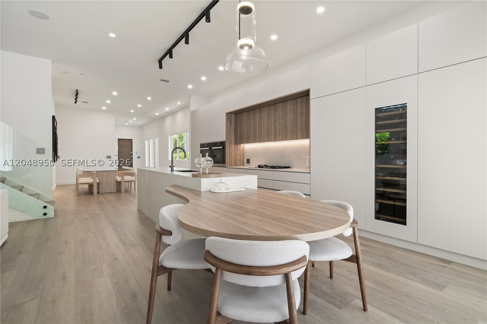 BEACHWALK - Residential Lease