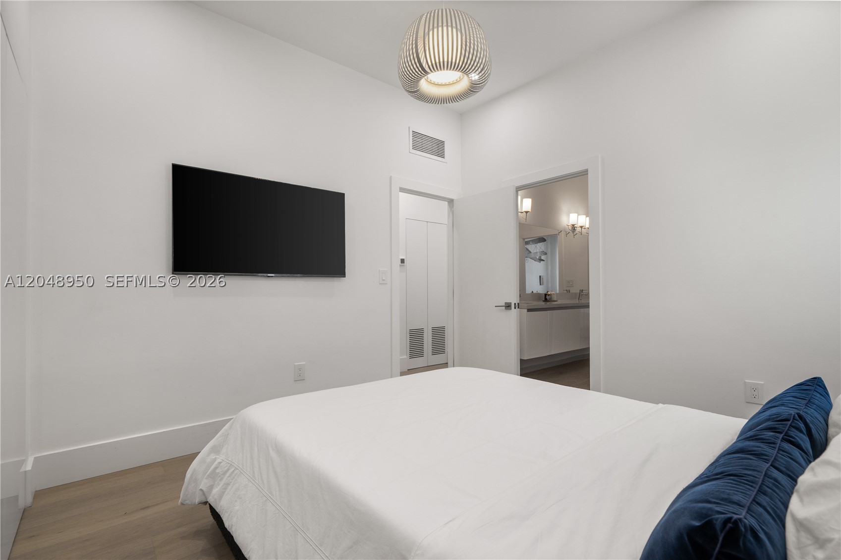 BEACHWALK - Residential Lease