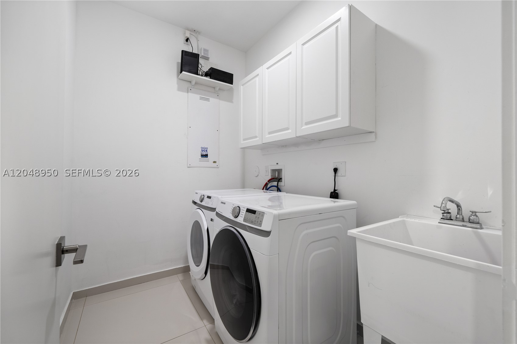 BEACHWALK - Residential Lease