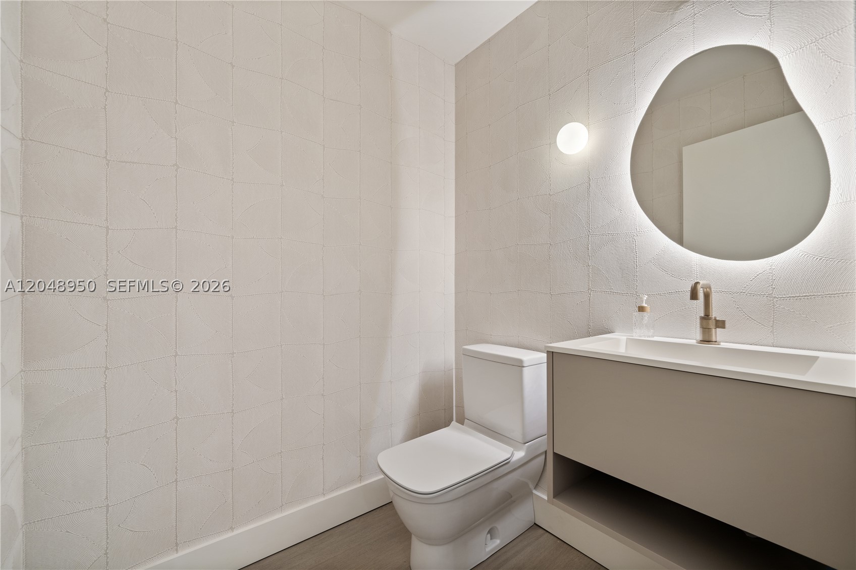 BEACHWALK - Residential Lease