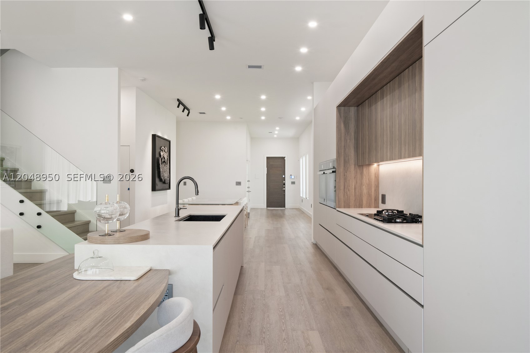 BEACHWALK - Residential Lease