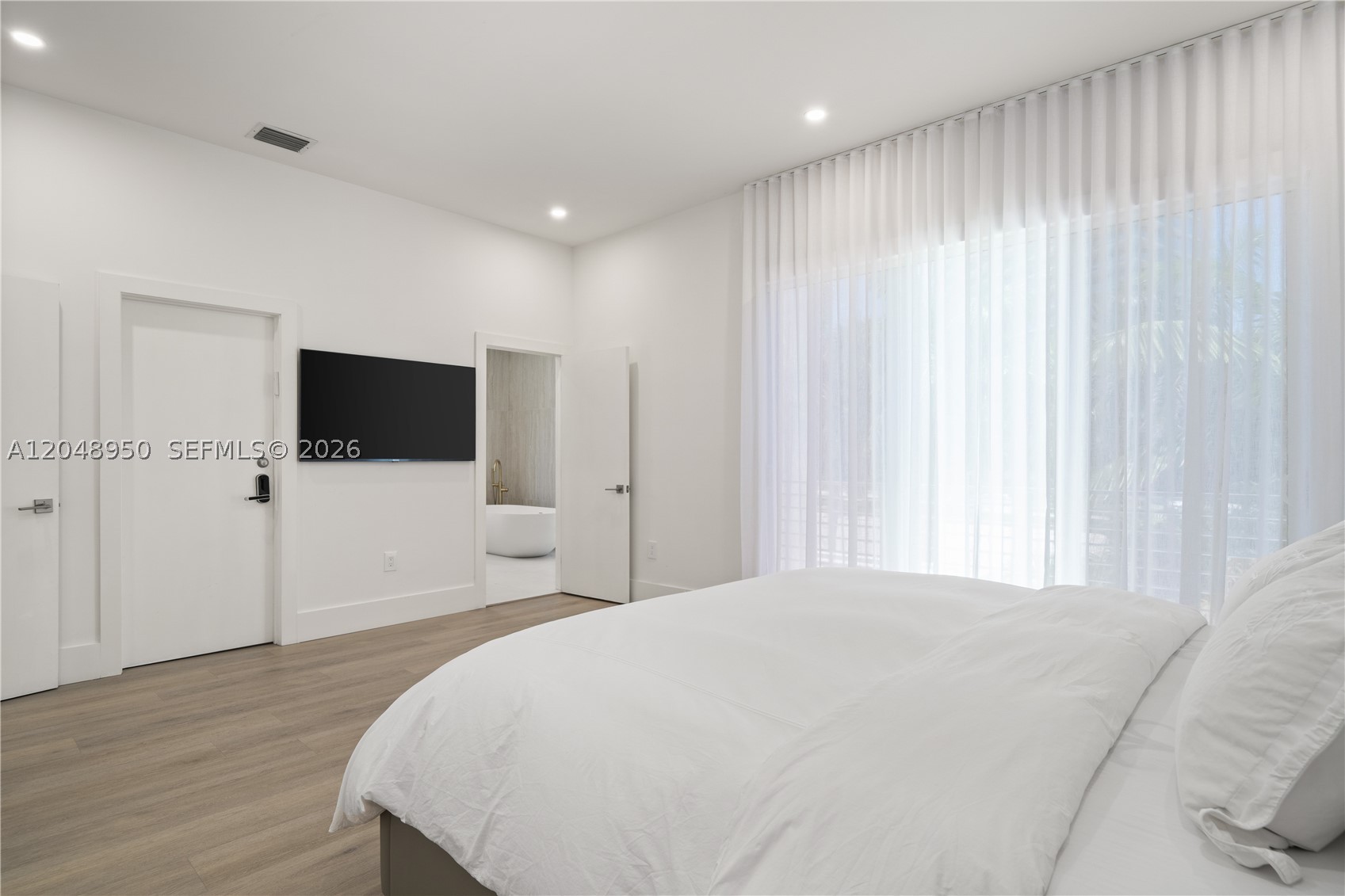 BEACHWALK - Residential Lease