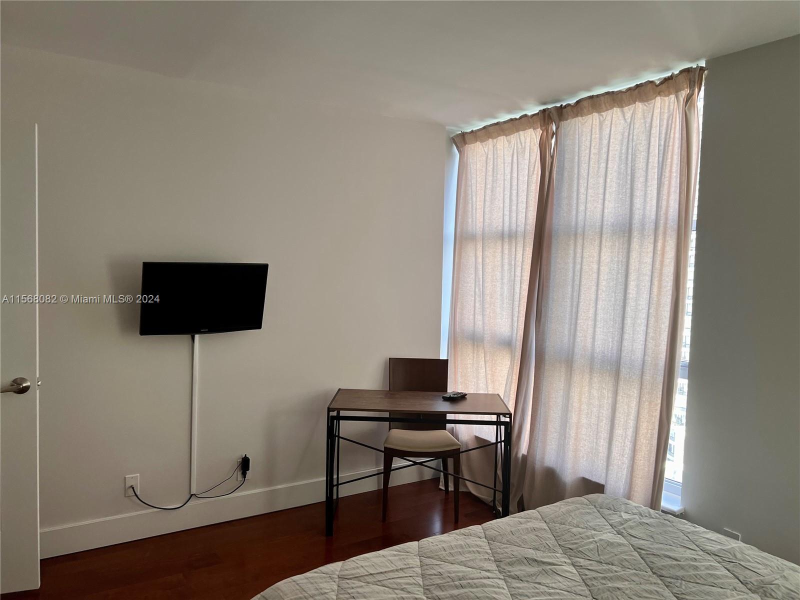 MYSTIC POINTE CONDO NO ON - Residential Lease