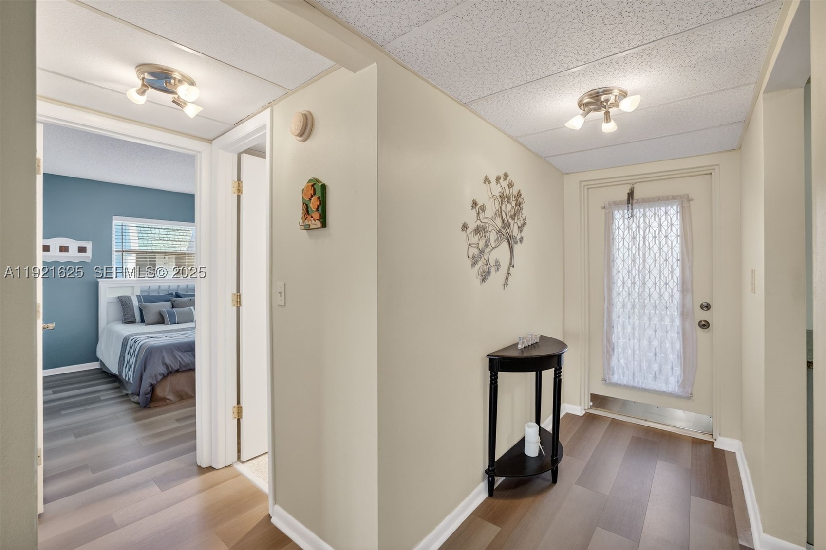 ORIOLE GOLF & TENNIS CLUB - Residential