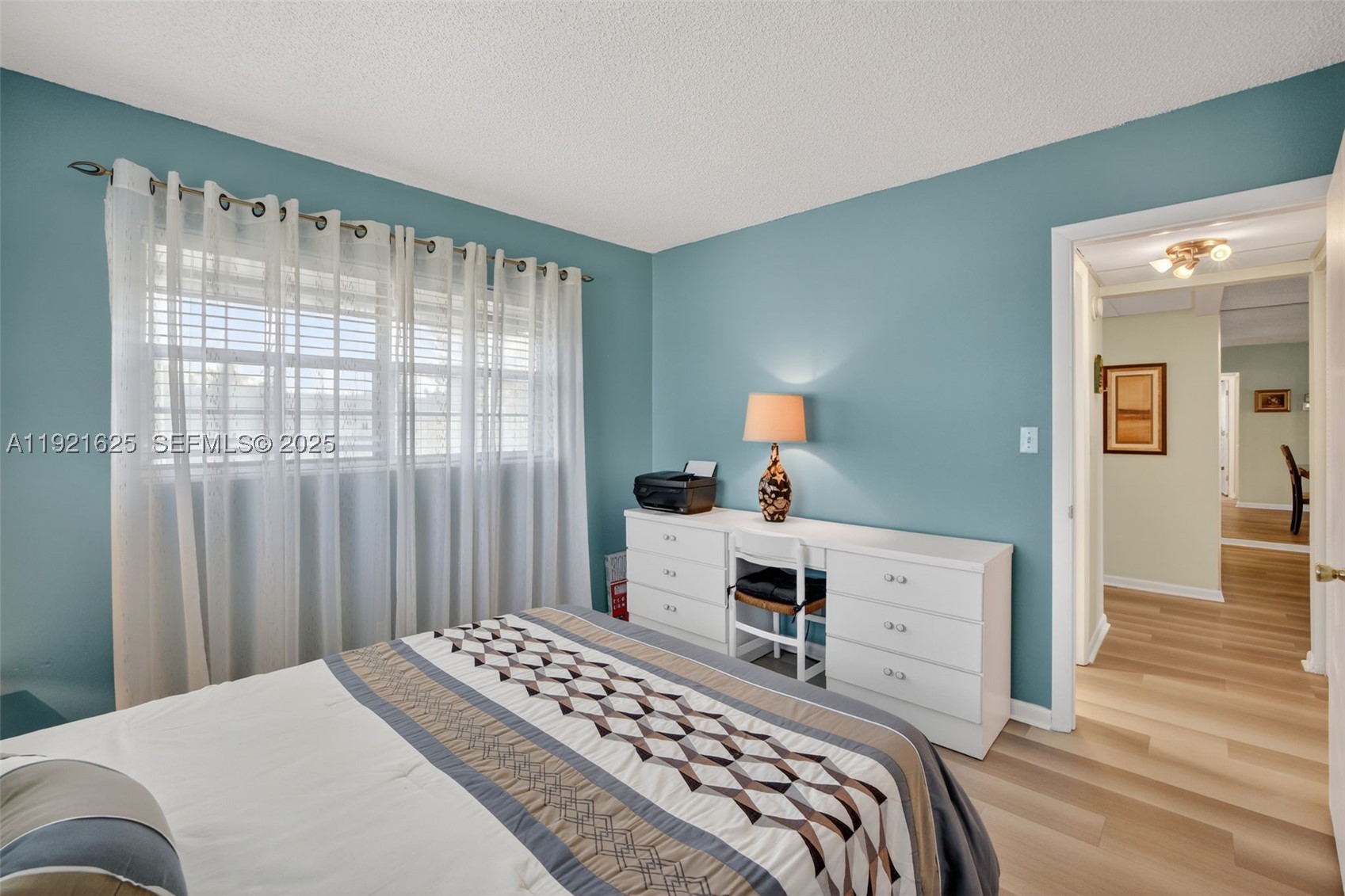 ORIOLE GOLF & TENNIS CLUB - Residential