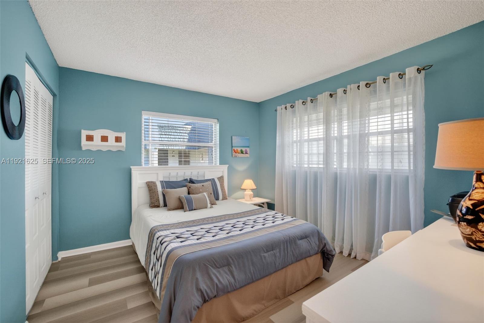 ORIOLE GOLF & TENNIS CLUB - Residential
