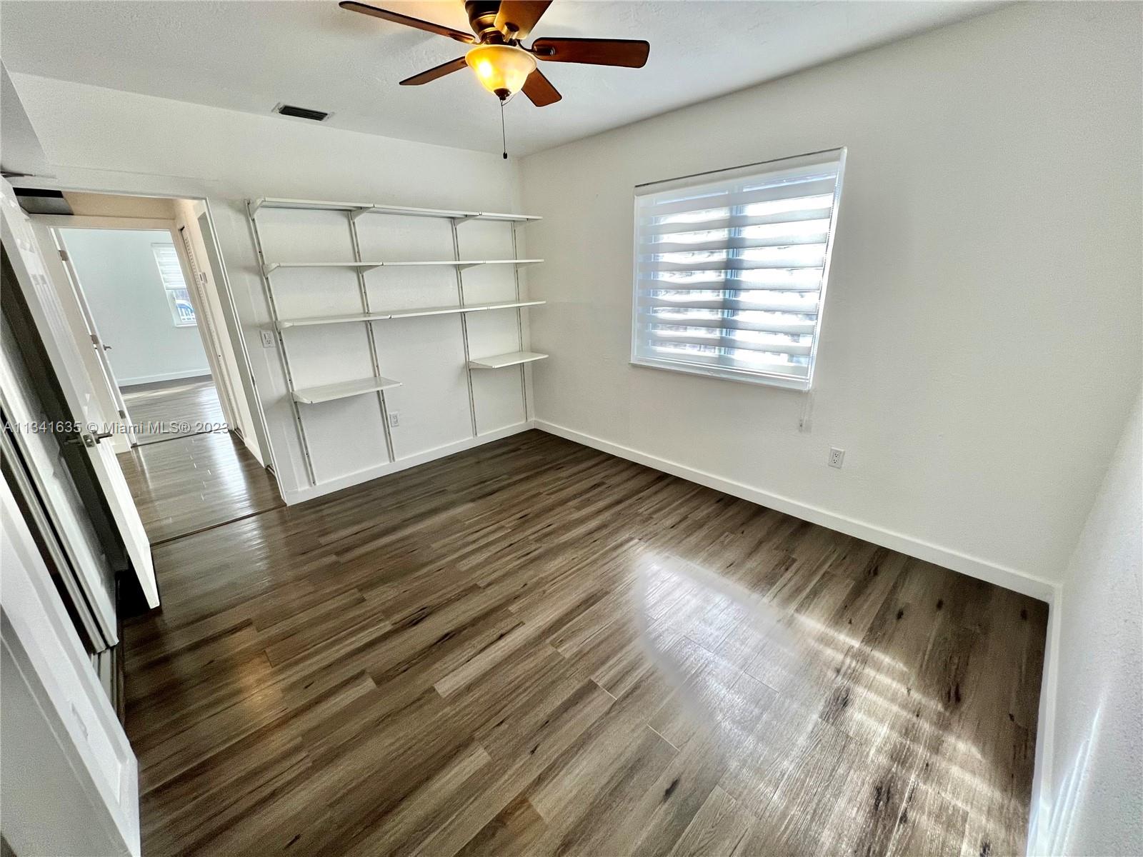 TWELFTH ST MANORS 1ST ADD - Residential Lease