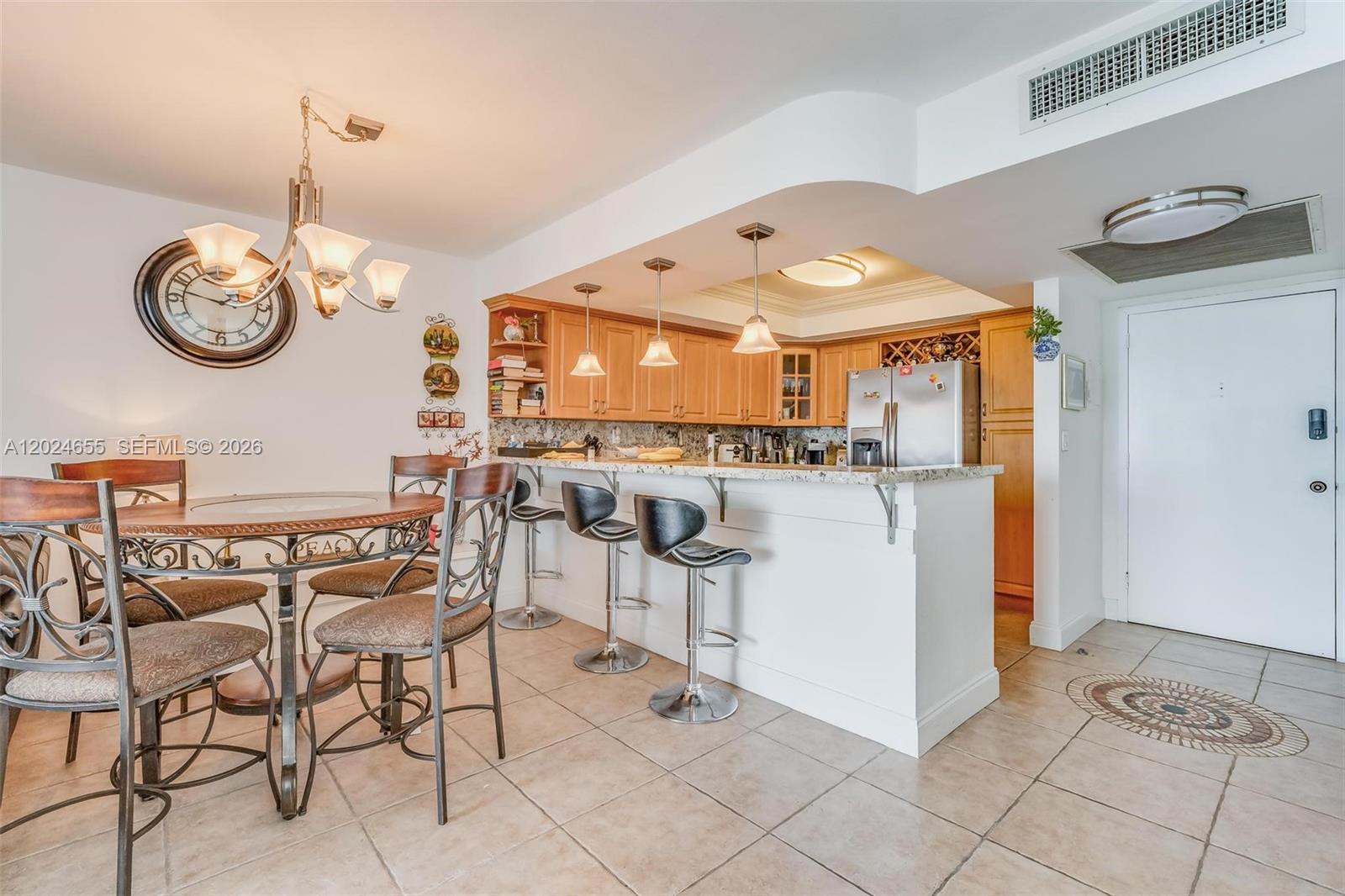 PARKER PLAZA ESTATES COND - Residential Lease