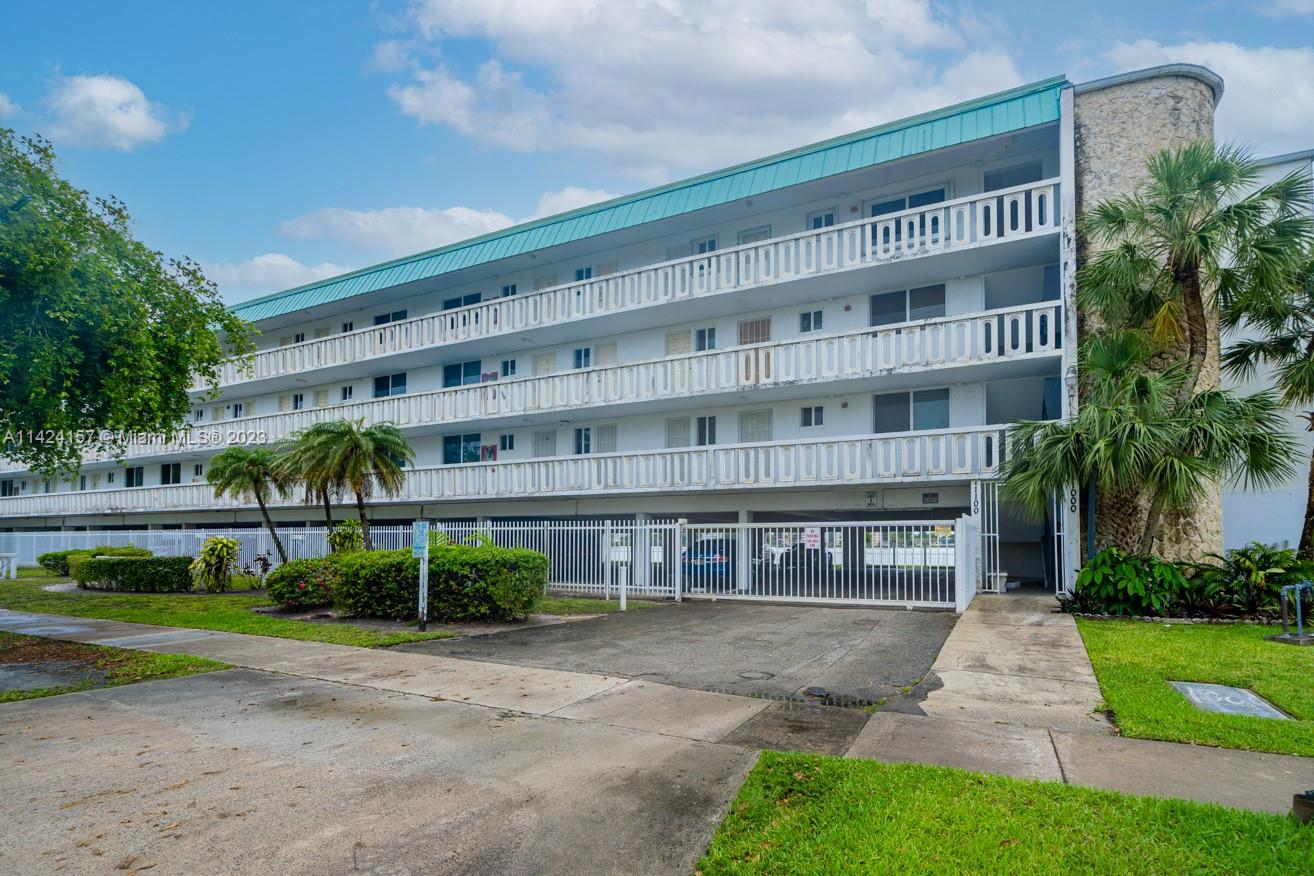 RIVIERA CONDOMINIUM APTS - Residential Lease