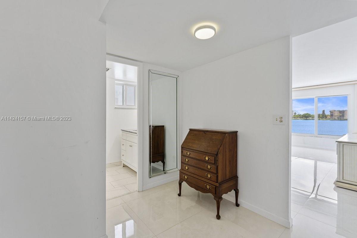 RIVIERA CONDOMINIUM APTS - Residential Lease