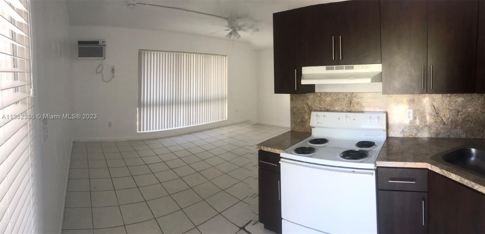 GOLFVIEW PARK - Residential Lease