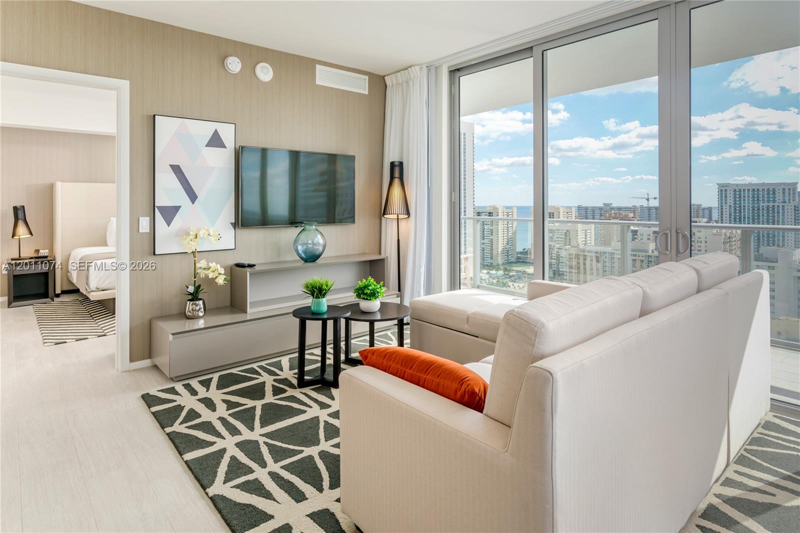 Hyde Beach House - Residential