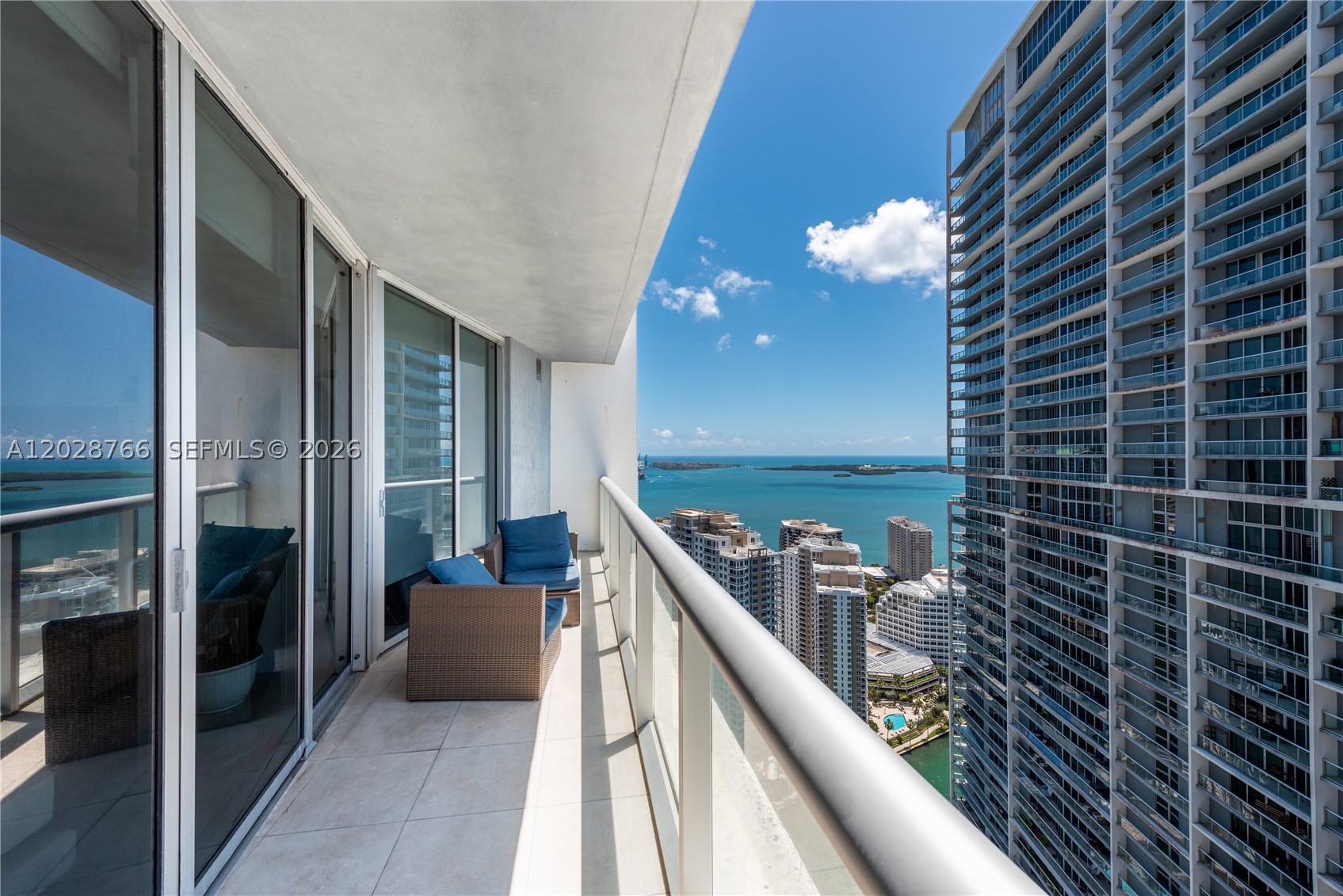 ICONBRICKELL CONDO NO 1 - Residential Lease