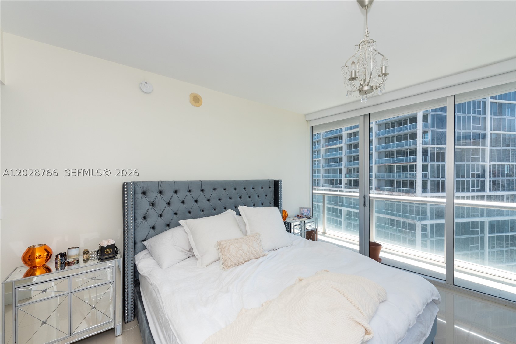ICONBRICKELL CONDO NO 1 - Residential Lease