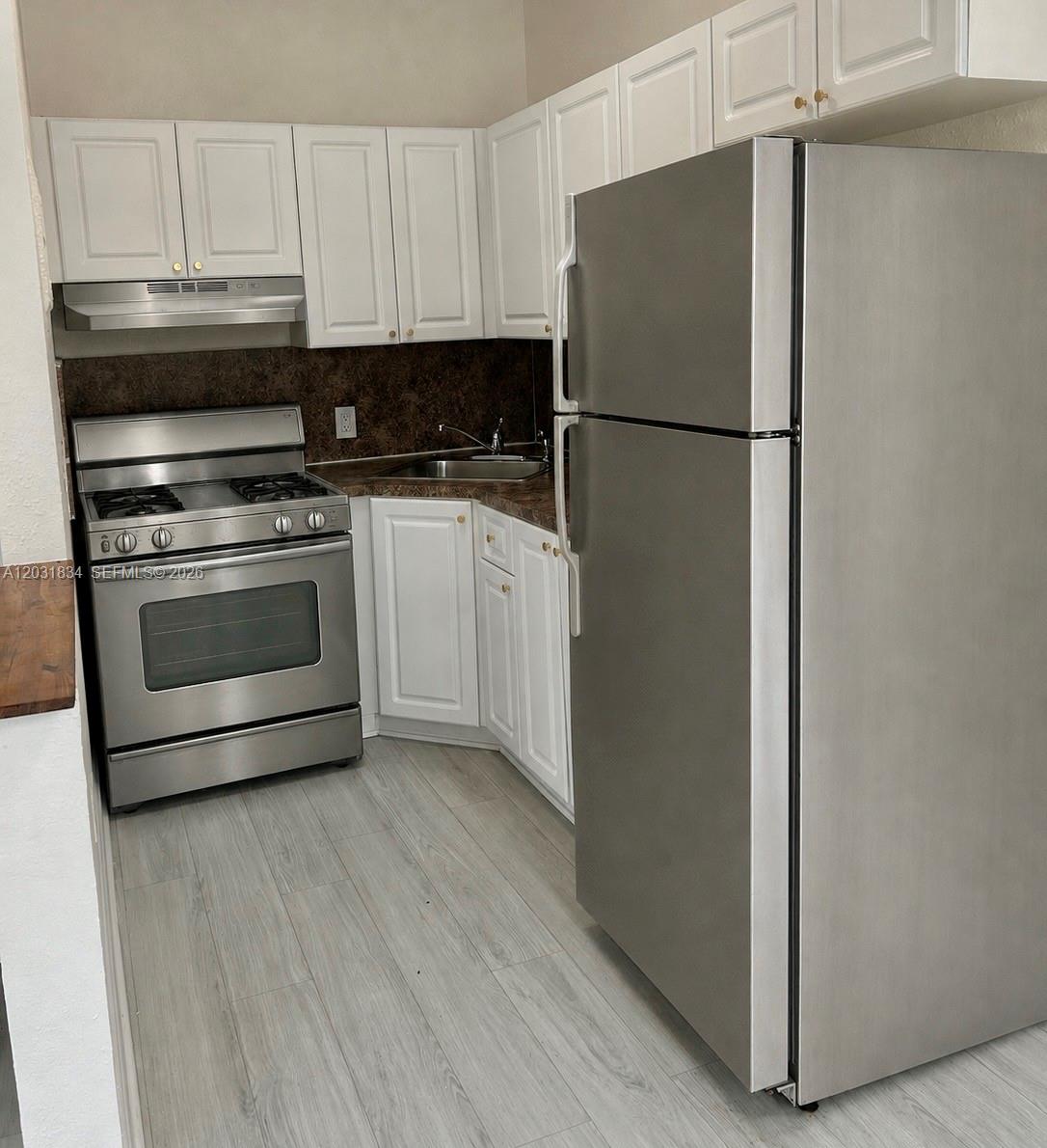 OCEAN BEACH ADDN NO 3 - Residential Lease