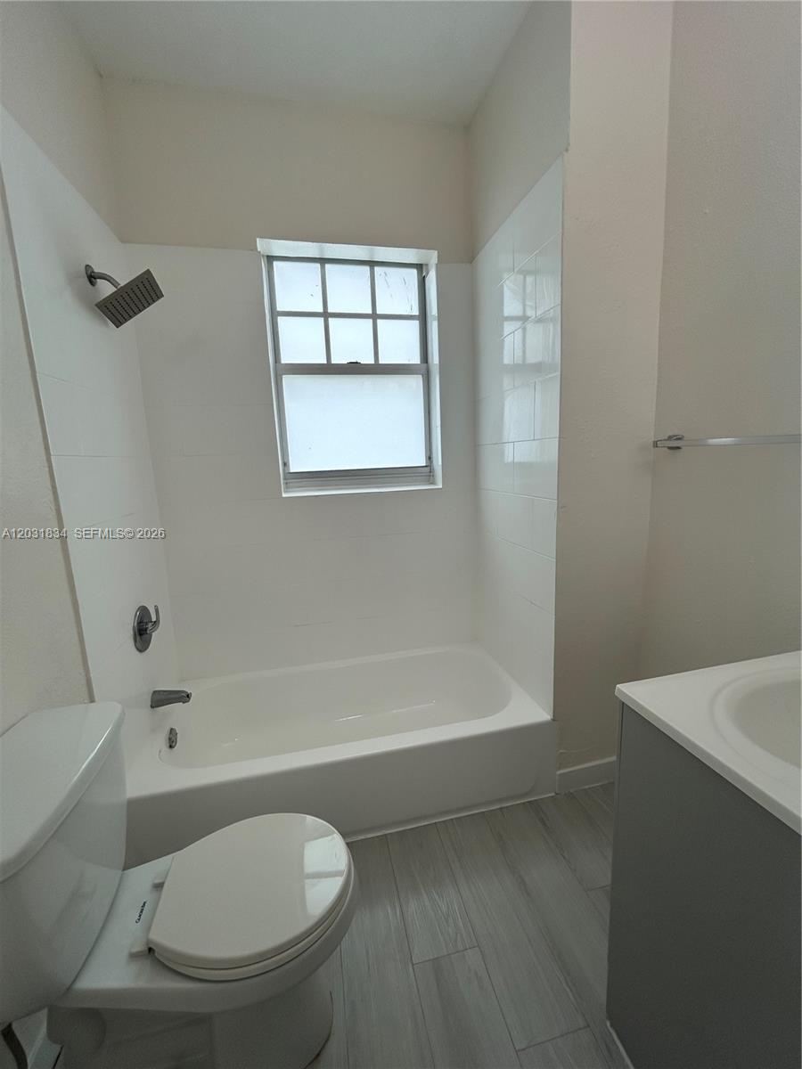 OCEAN BEACH ADDN NO 3 - Residential Lease