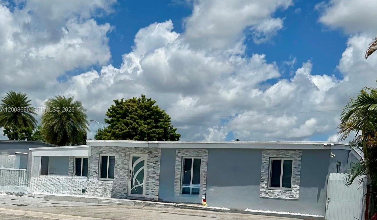 CAROLE ANNE PK 1ST ADDN - Residential