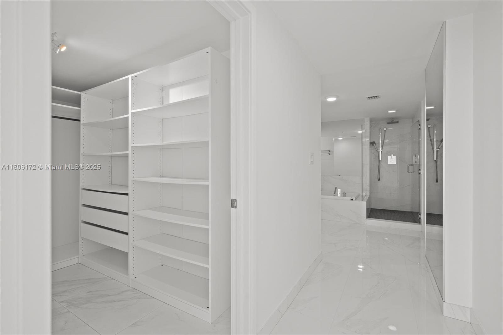 400 SUNNY ISLES CONDO - Residential