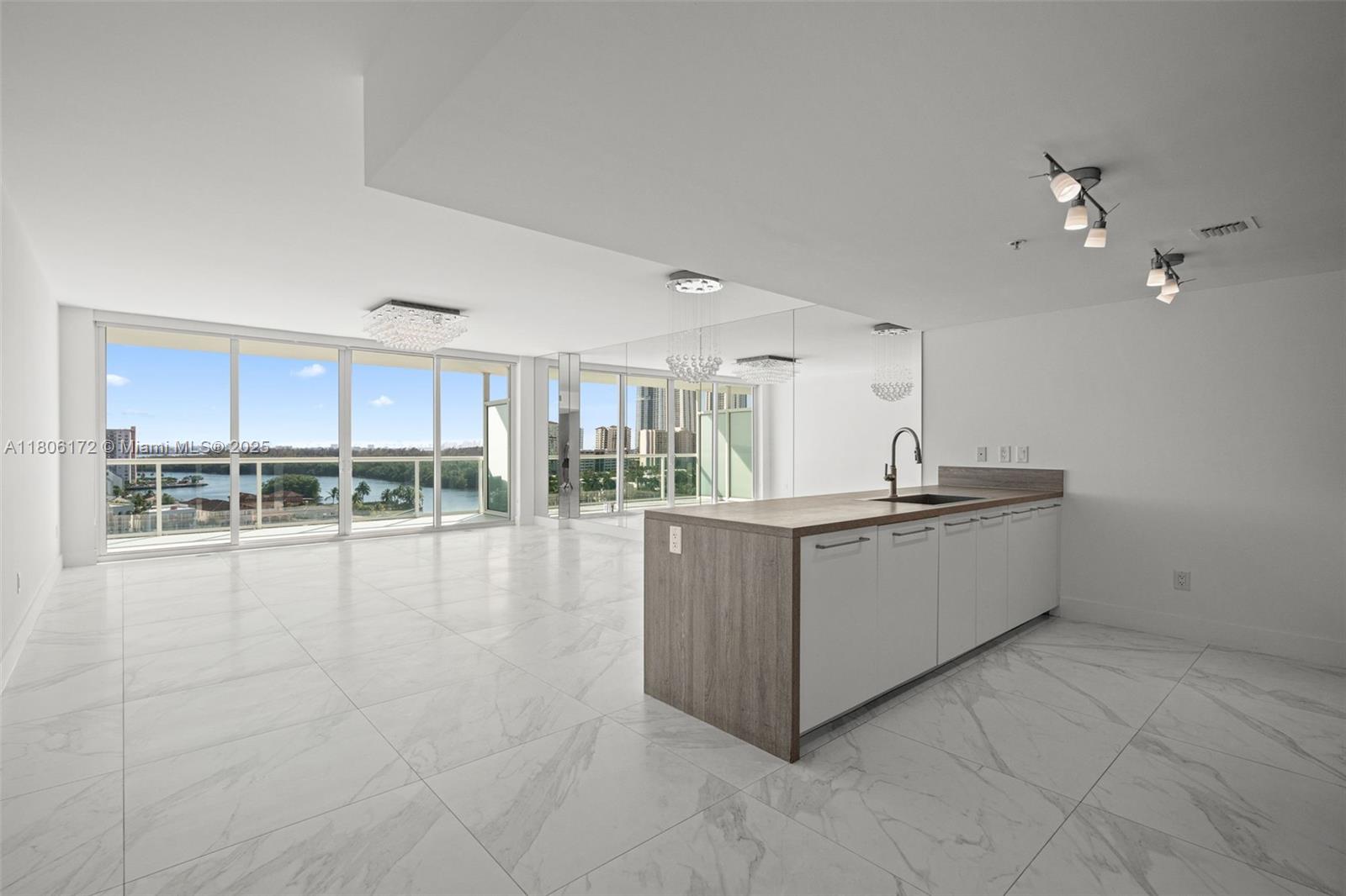 400 SUNNY ISLES CONDO - Residential