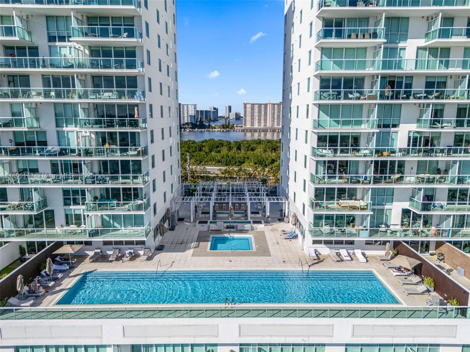 400 SUNNY ISLES CONDO - Residential