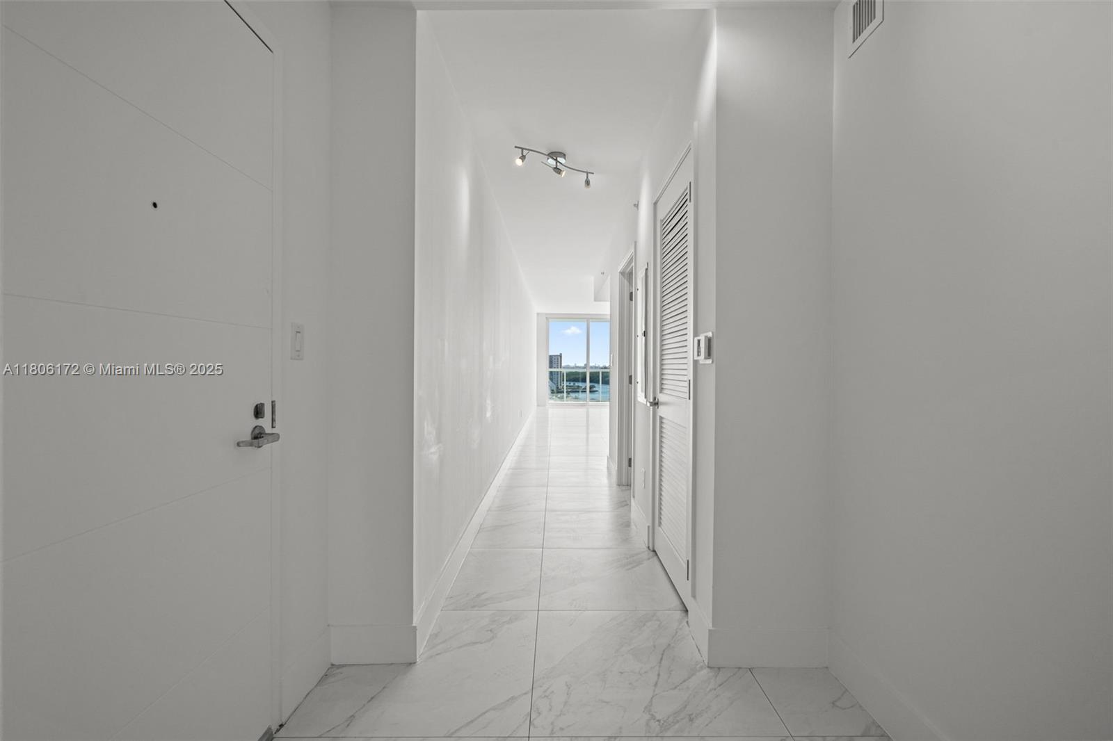 400 SUNNY ISLES CONDO - Residential