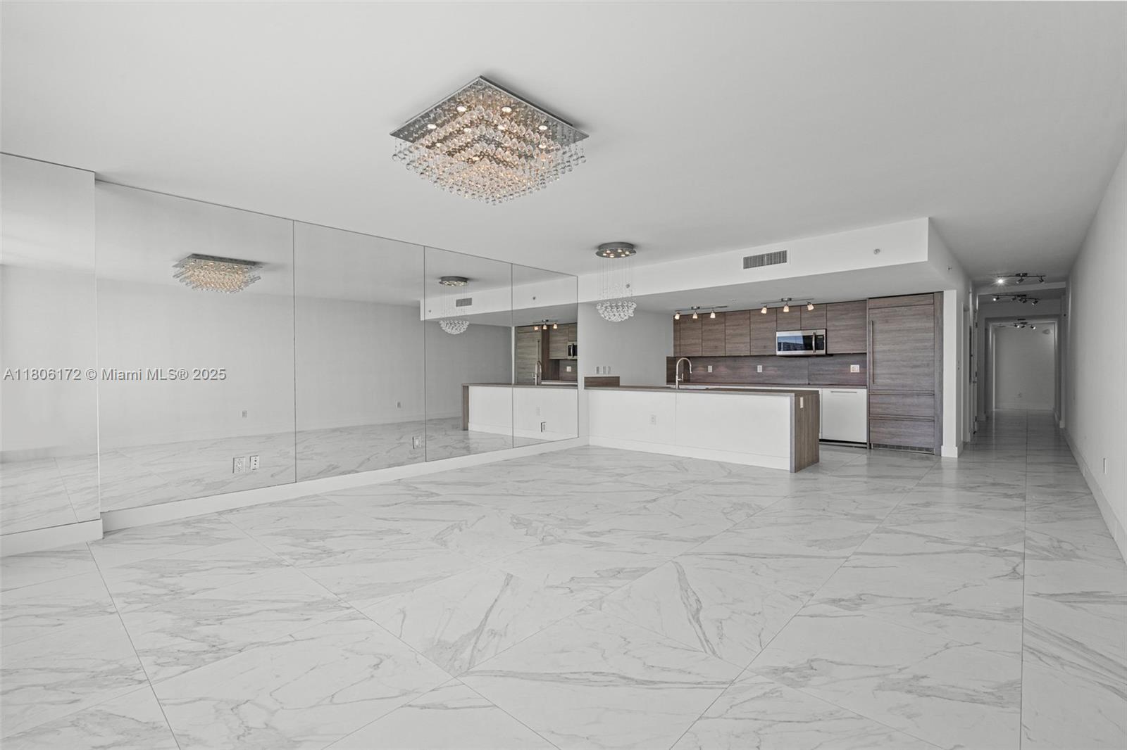 400 SUNNY ISLES CONDO - Residential