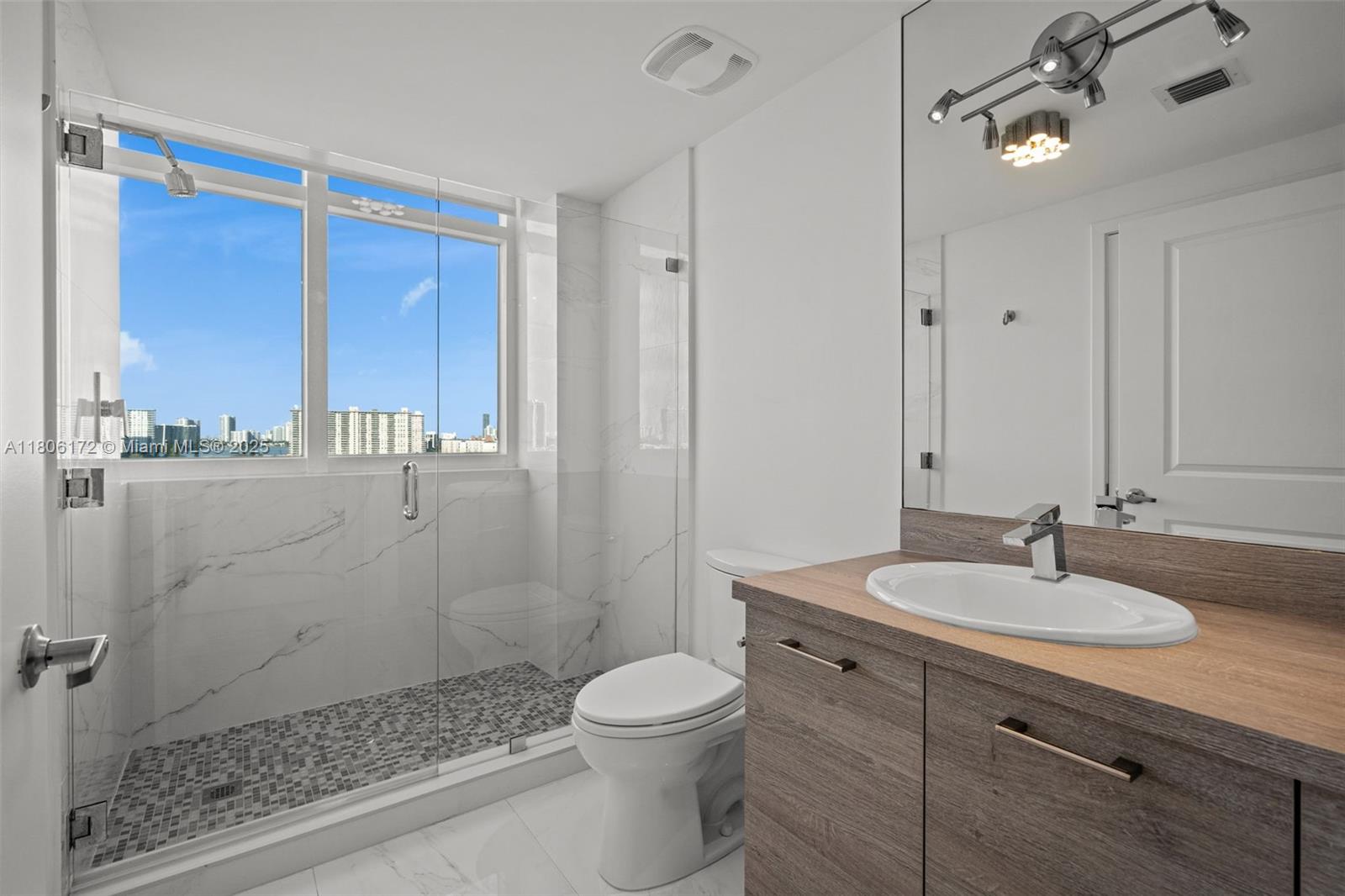 400 SUNNY ISLES CONDO - Residential