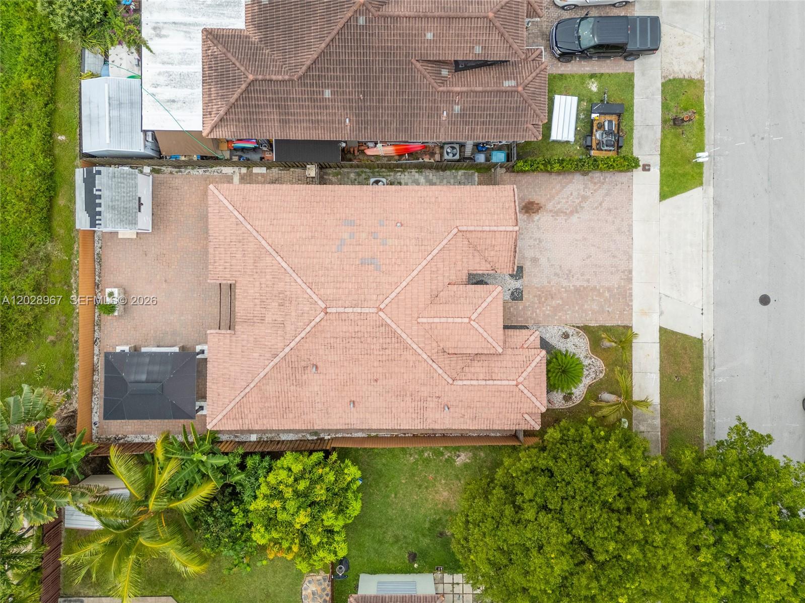 CHATEAU ROYAL ESTATES - Residential