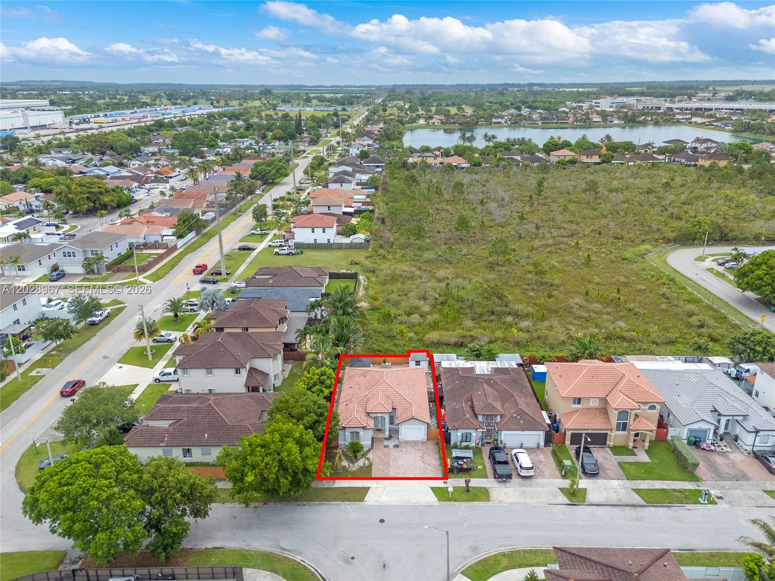 CHATEAU ROYAL ESTATES - Residential