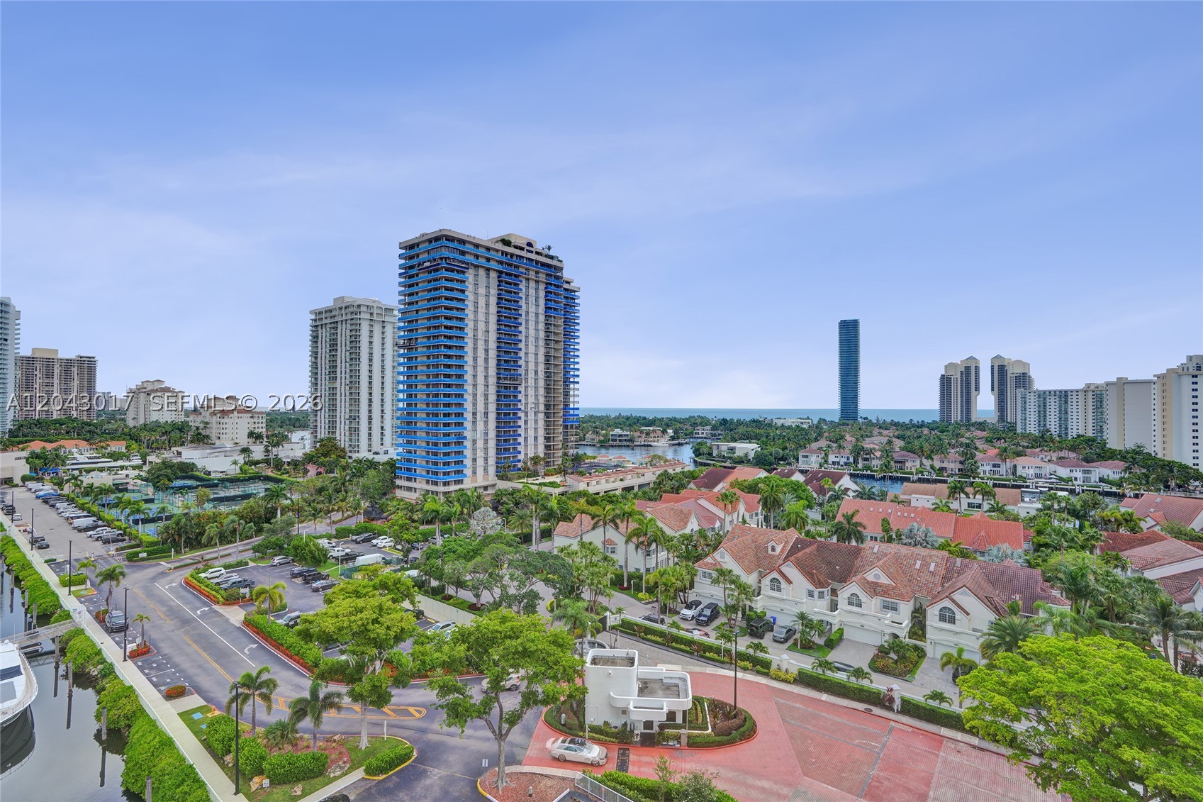 MARINA TOWER CONDO - Residential