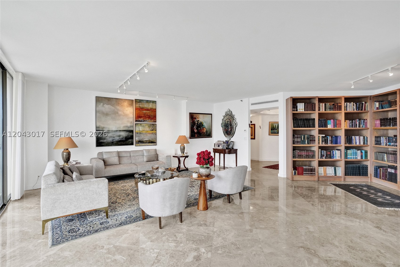 MARINA TOWER CONDO - Residential