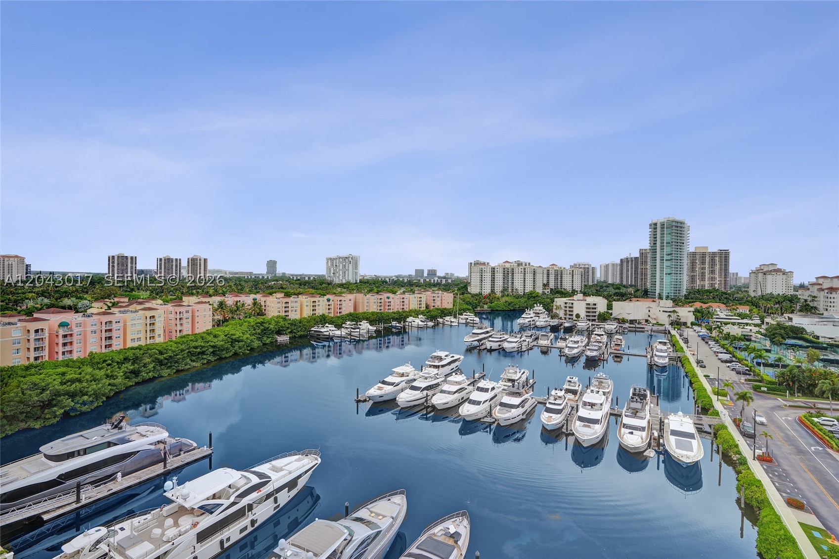 MARINA TOWER CONDO - Residential