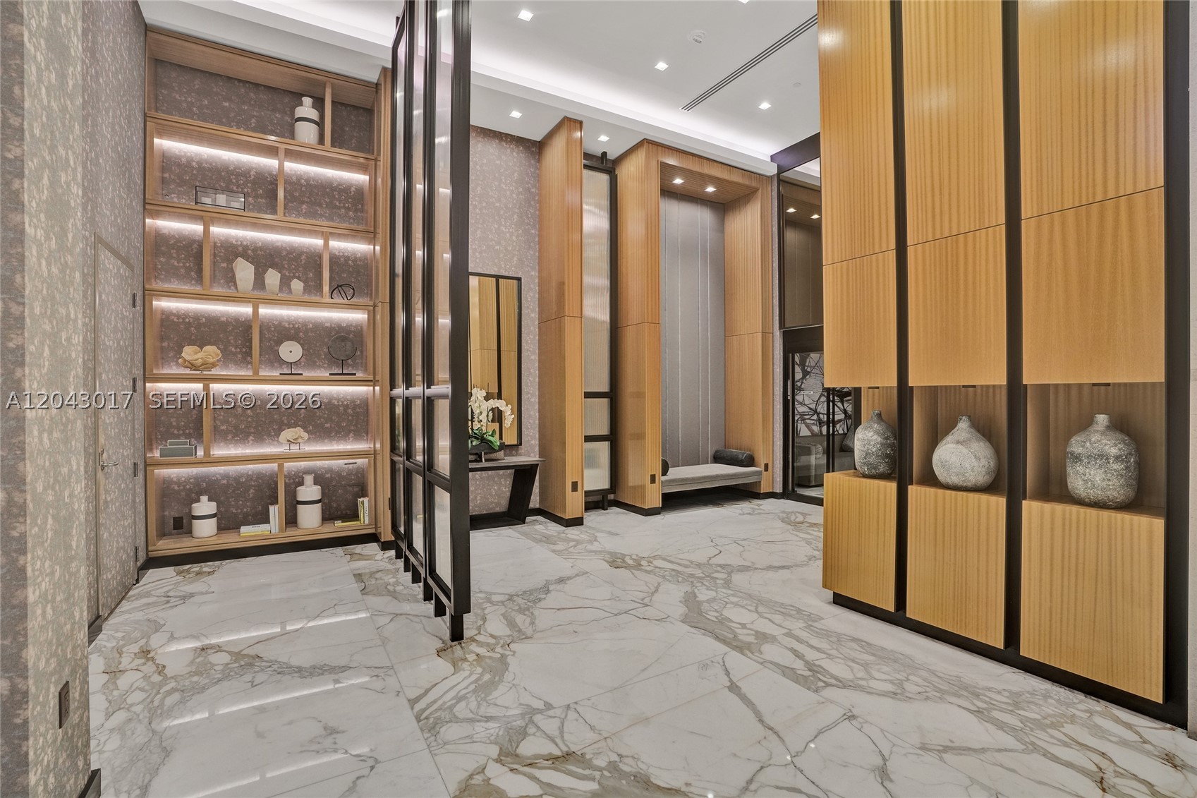 MARINA TOWER CONDO - Residential