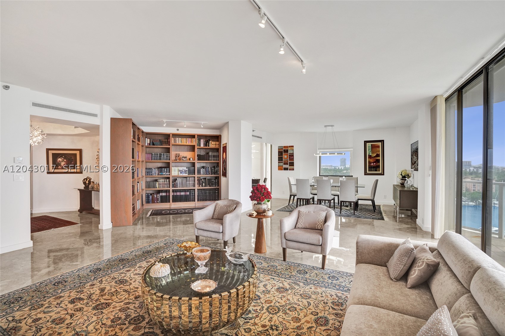 MARINA TOWER CONDO - Residential