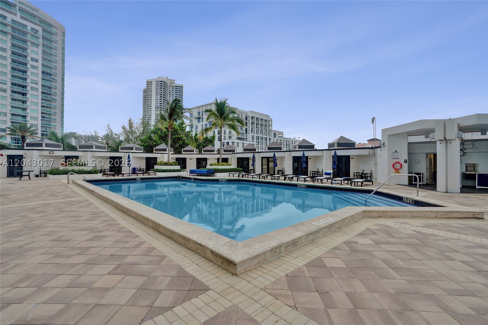 MARINA TOWER CONDO - Residential