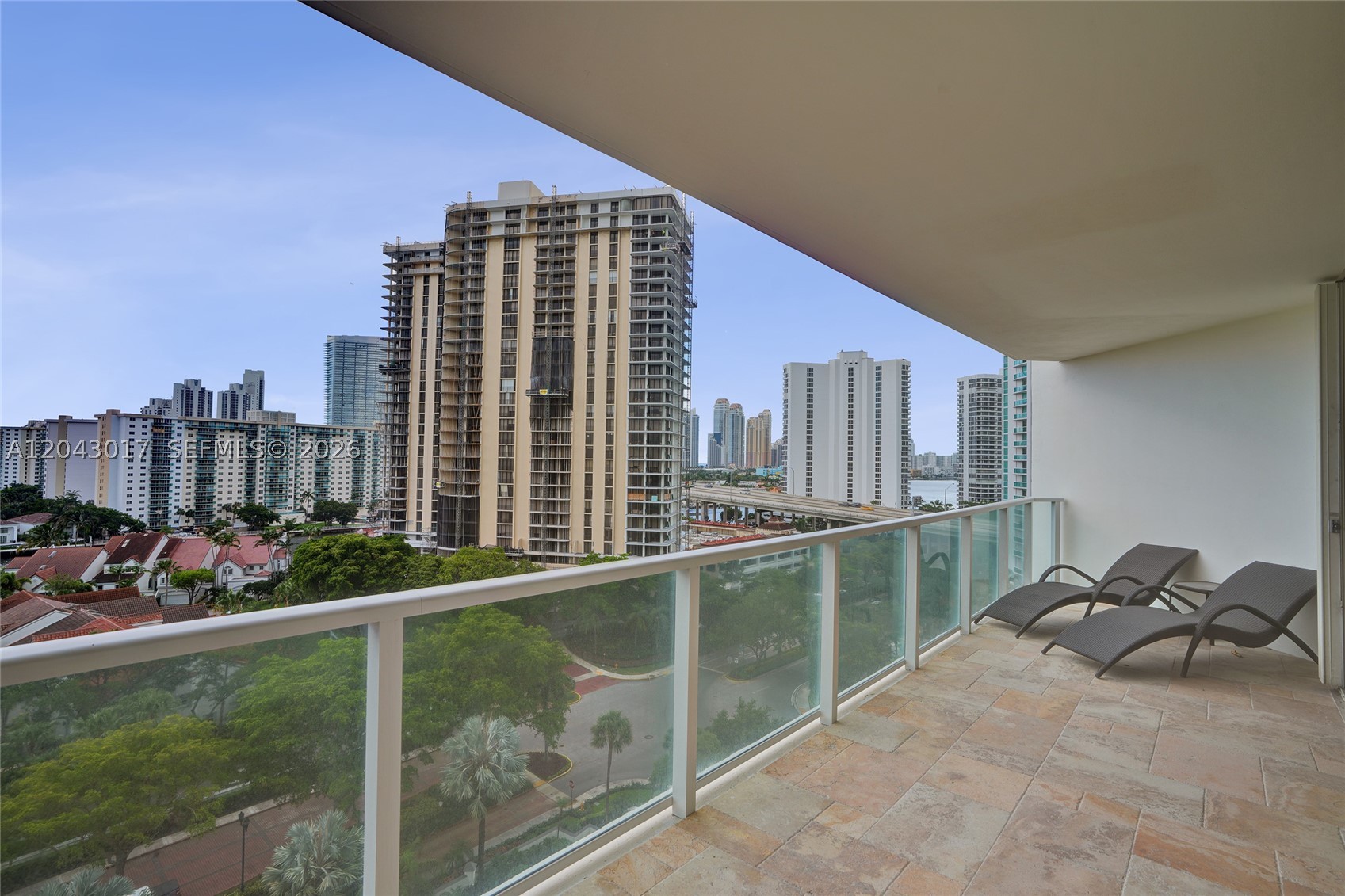 MARINA TOWER CONDO - Residential