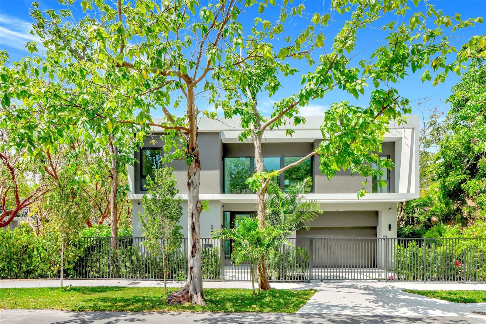 MUNDYS - Residential