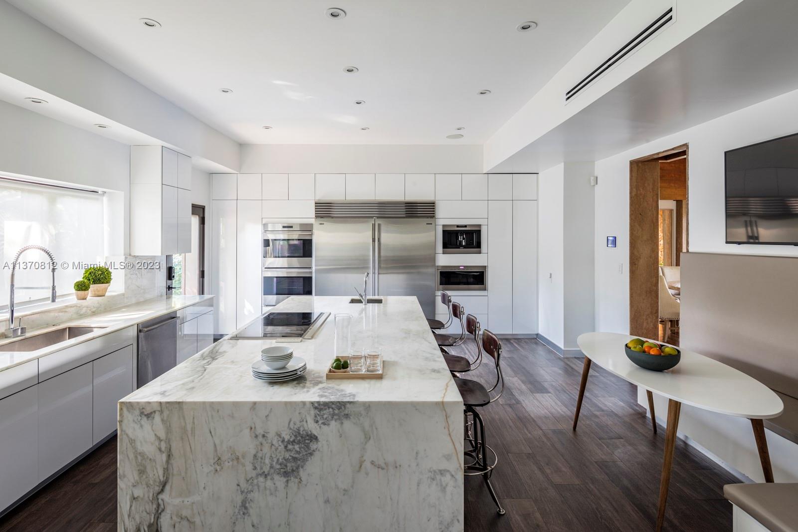 BAY POINT - Residential