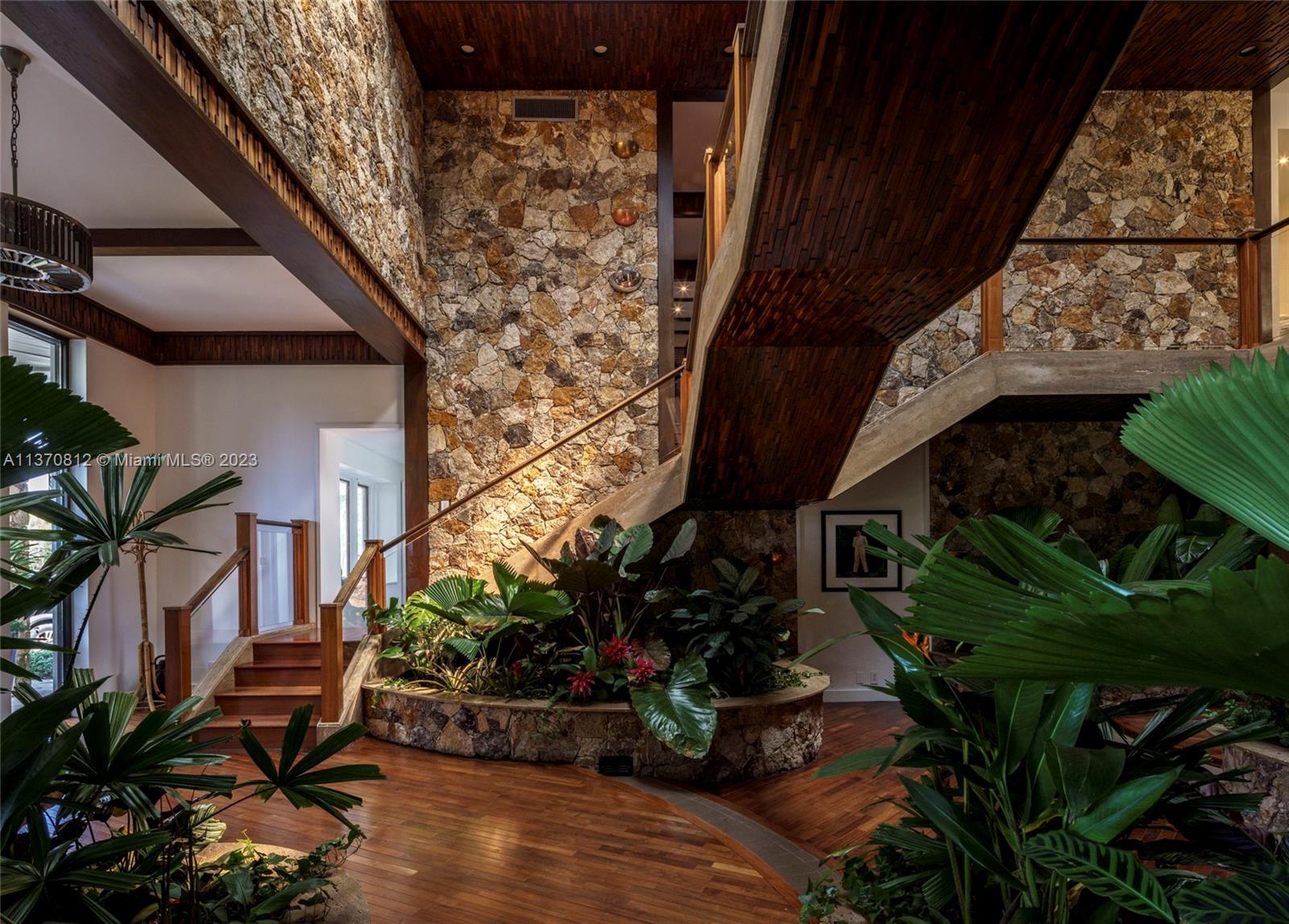 BAY POINT - Residential