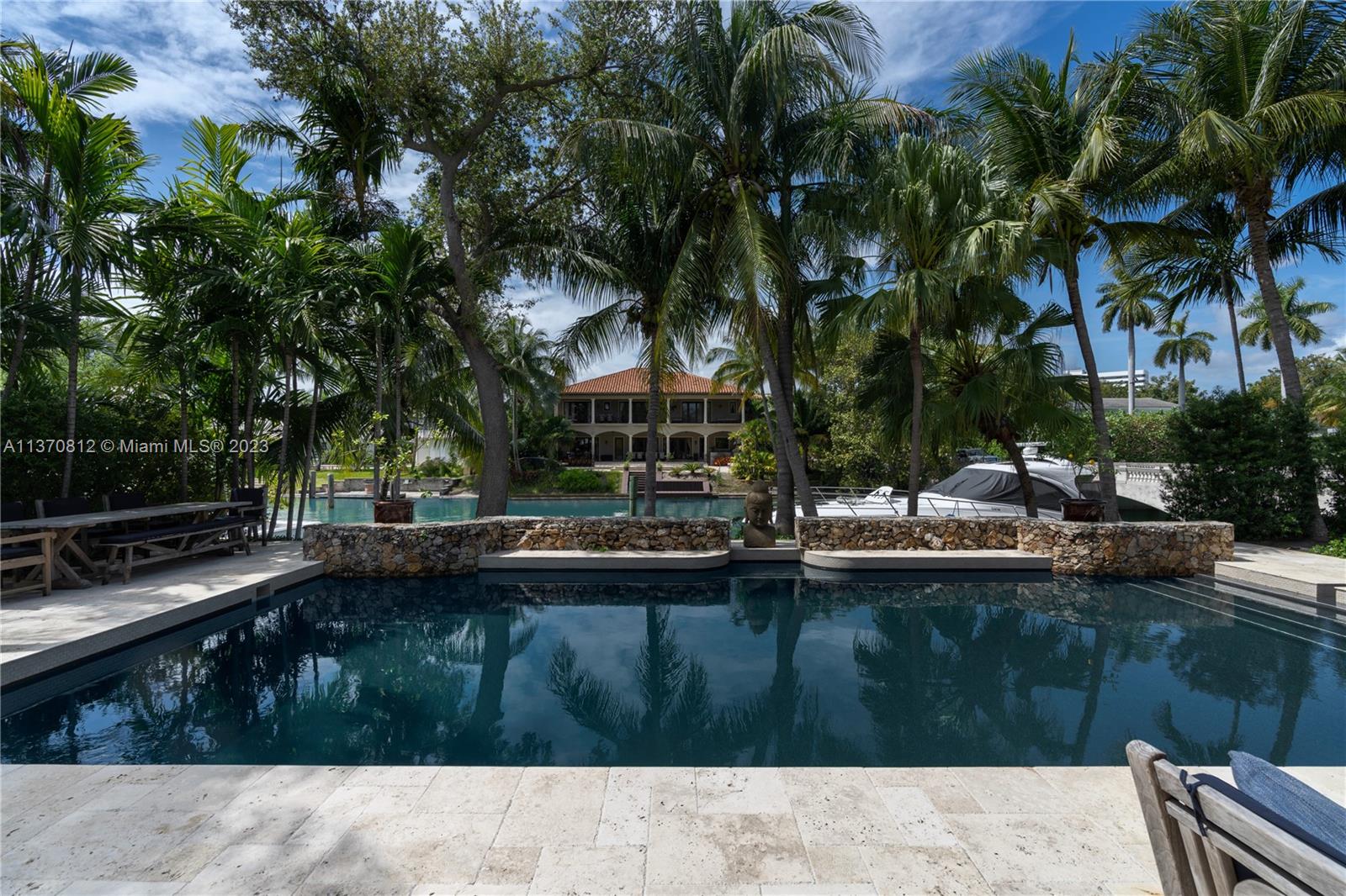 BAY POINT - Residential