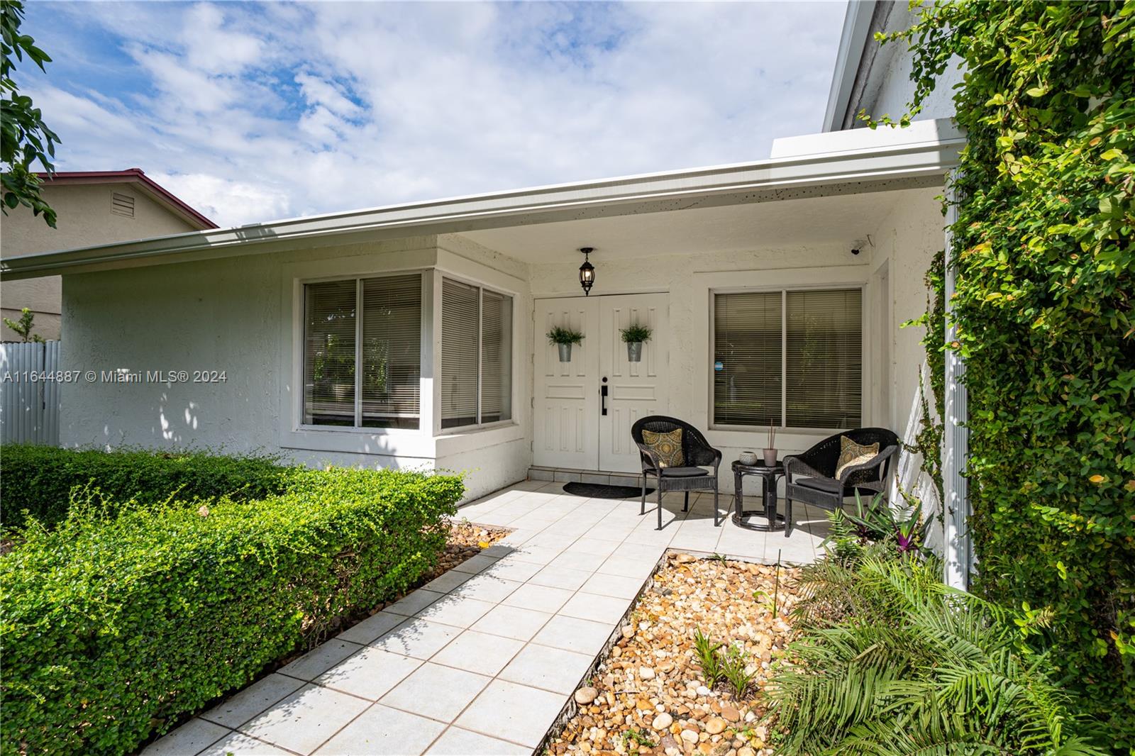 LINDGREN EAST - Residential