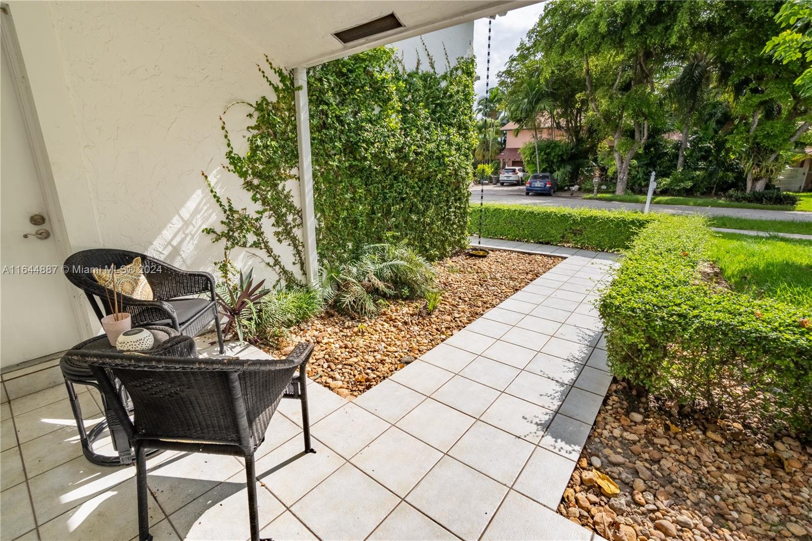 LINDGREN EAST - Residential